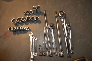 lot 303 image: Craftsman Socket Wrenches, Sockets, Extenders, and Wrenches