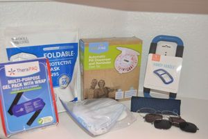 lot 129 image: Wellness Items Multipurpose Gel Ice Pack, N95 Masks, Pill Organizer and Grab Bar