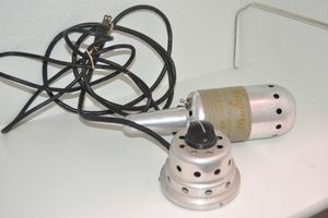 lot 131 image: Personal massager