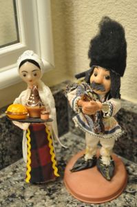 lot 154 image: Two Vintage Ukraine Dolls