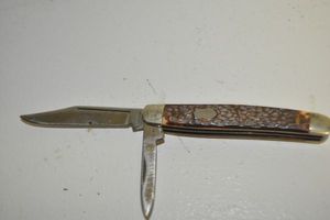 lot 168 image: Hunt Master Tungsten Steel Pocket Knife