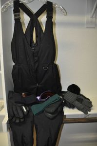 lot 178 image: Cold weather Gear