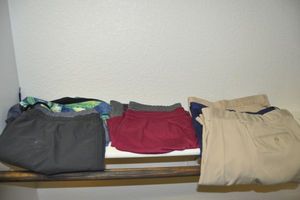 lot 180 image: Quantity of Different Styles of Mens Shorts Size Medium(34)