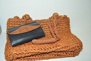 lot 190 image: Ladies Woven Purse and Dooney and Burke Wallet