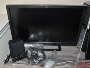 lot 198 image: HP Monitor and Accessories