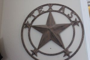 lot 331 image: Large Metal Texas Lone Star for Wall Decoration, Approx. 2 FT across