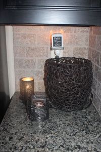 lot 118 image: Home Dcor Night Light Wax Warmer, Table Top Night Light, Wax Bars, and Woven Wooden Small Trash Can