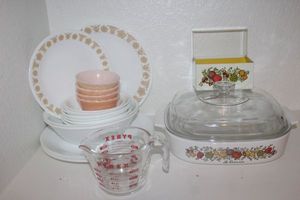 lot 216 image: Correlle dishes, Fire King Custard Bowls and Pyrex Measure Cup