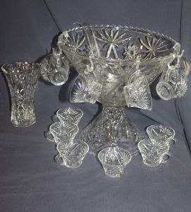 lot 241 image: Star of Daniel Punch Set
