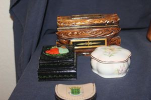 lot 256 image: Four Different Styles of Trinket Boxes