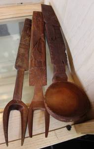 lot 50 image: Vintage wood carved fork and ladle