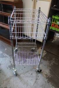 lot 124 image: Rolling metal cart