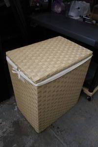 lot 168 image: Laundry basket