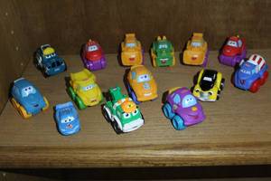 lot 178 image: Toy cars mixed lot