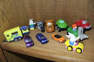 lot 177 image: Toy cars mixed lot