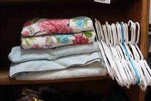 lot 193 image: bath towels and hangers