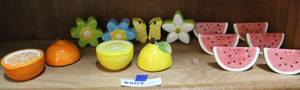 lot 195 image: some cool salt and pepper sackers