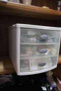 lot 208 image: mixed lot of bathroom things some new and unopened things and more see all pics