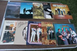 lot 225 image: Records with artists like Ricky skaggs and Harry Chapin and more see pictures