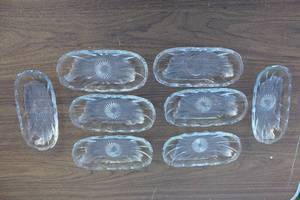 lot 241 image: Eight banana split bowls