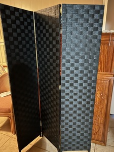lot 245 image: Room divider