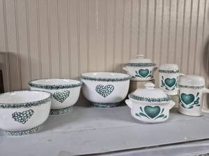 lot 290 image: Vintage Tienshan Sponge Heart 2 Nesting Bowls (set of 3), 2 Soup bowls wLids, Salt & Pepper Shakers whandles