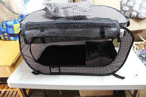 lot 257 image: Travel cat carrier