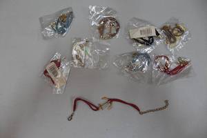 lot 271 image: Lot of anchor bracelets