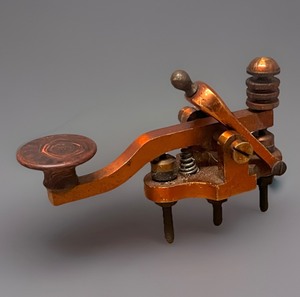 lot 3 image: AntiqueVintage Telegraph Morse Code Key