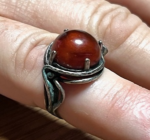 lot 31 image: AntiqueVintage .800 Silver Ring WRed Stone