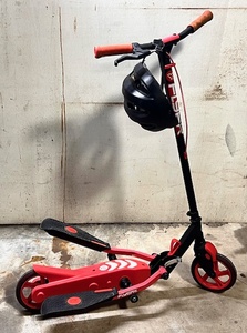 lot 54 image: Y Flyer Pedal Powered Scooter WHelmet