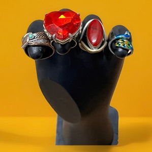 lot 59 image: Four (4) AntiqueVintage Rings