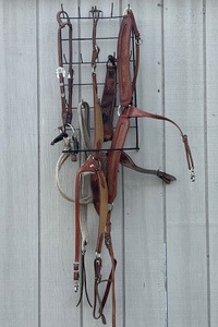 lot 10 image: Vintage Leather Tack - Lot of Four (4)