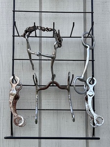 lot 67 image: Five Vintage Horse Bits