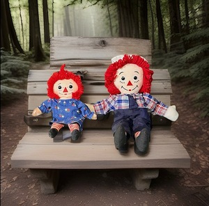 lot 71 image: Vintage Raggedy Anne &amp Andy Dolls