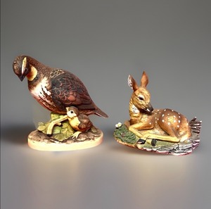 lot 73 image: Vintage Andrea by Sadek Fawn Of White Tail Porcelain Deer #5806 &amp Vintage Bob White #7218 Porcelain Figurines