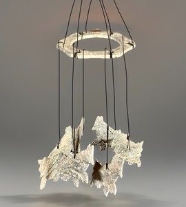 lot 117 image: Antique Pewter Robins Wind Chimes