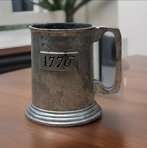 lot 147 image: Vintage Duratale by Leonard Pewter 1776 Bicentennial Beer SteinMug 4.75 Tall