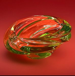 lot 158 image: Vintage Uranium Glass Ashtray