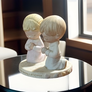 lot 216 image: Gold Canyon Candle Co. Collectors Limited Edition Lid Topper&nbsp