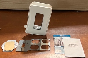 lot 253 image: TayMac Low Profile Expandable In Use Device Cover ML450WB Up to 3 Horizontal Vertical