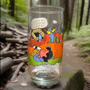 lot 298 image: Vintage 1983 McDonalds Camp Snoopy Tumbler - Charlie Brown Peanuts Collectible