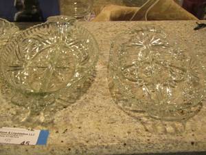 lot 45 image: divided plates, square plate, leaf plate