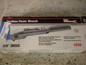 lot 205 image: Cordless power wrench