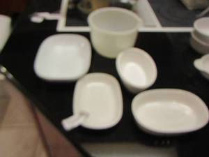 lot 216 image: various size oven dishes