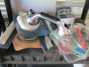 lot 173 image: shower handler, shower heads, various other supplies