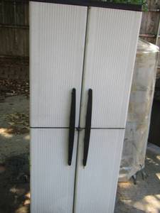 lot 249 image: double door outdoor plastic storage