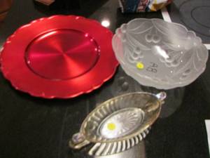 lot 252 image: red platter, frosted glass bowl, double handled oblong tray