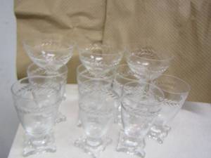 lot 297 image: various size wine glasses