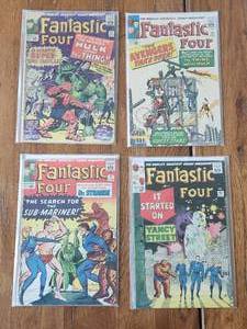 lot 32 image: Marvel Comics - Vintage 12 cent - 1960s - Fantastic Four - #s 25,26,27, and 29